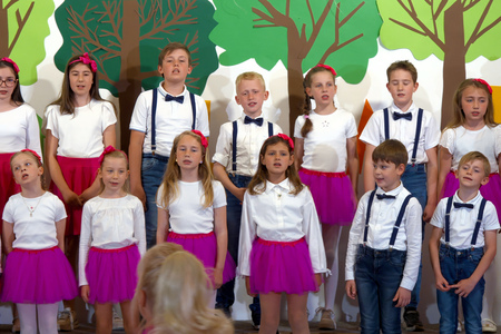 008_Zapojmo pomladi II_dan